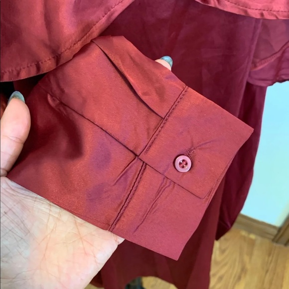 (SOLD) Ruffled Cold Shoulder Dress - Picture 4 of 5